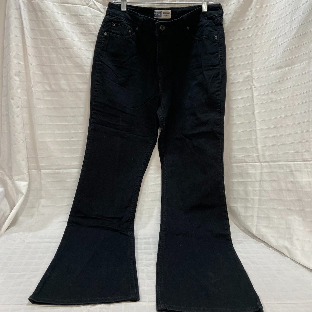 Levi's women bootcut black jeans size 16 Long
